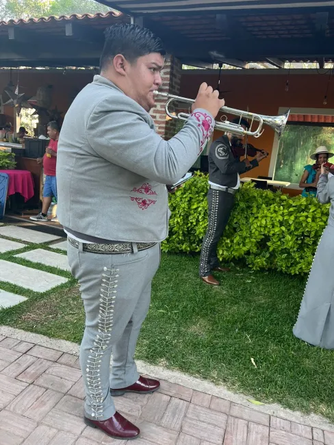 Mariachi San Sabás en la Higuera